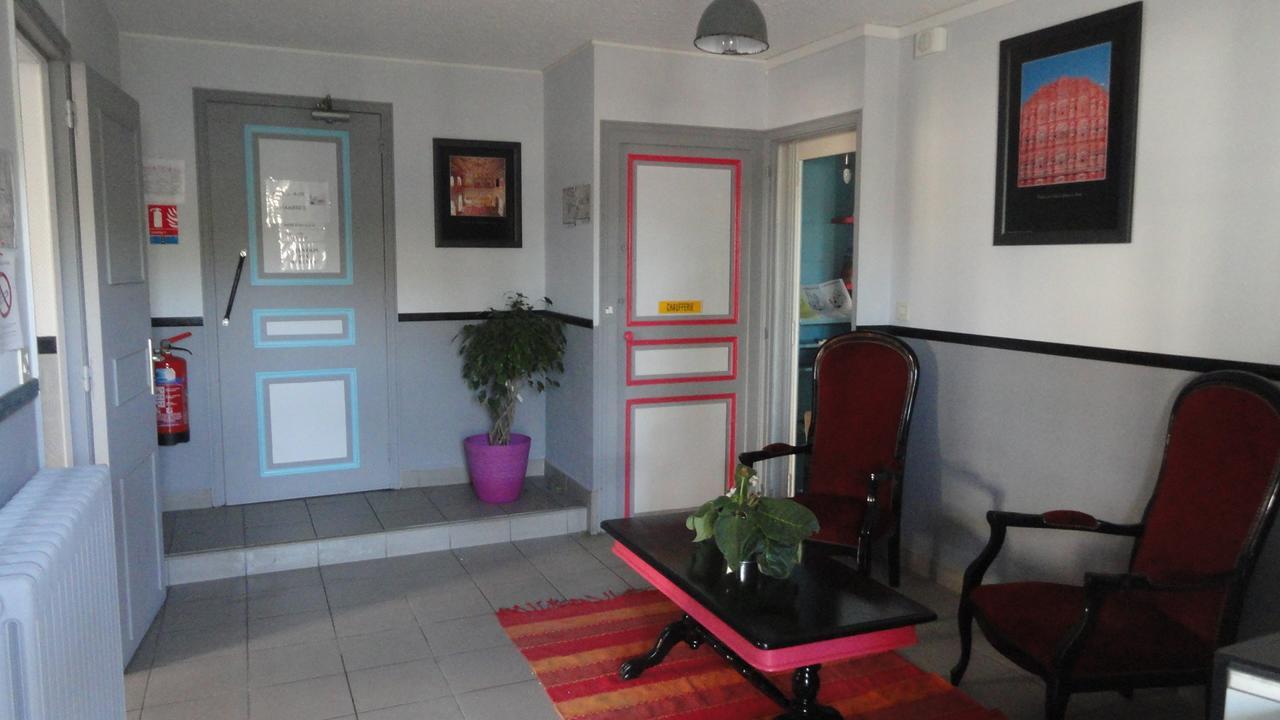 Le Quai 3 Hotel Châteaubriant Buitenkant foto