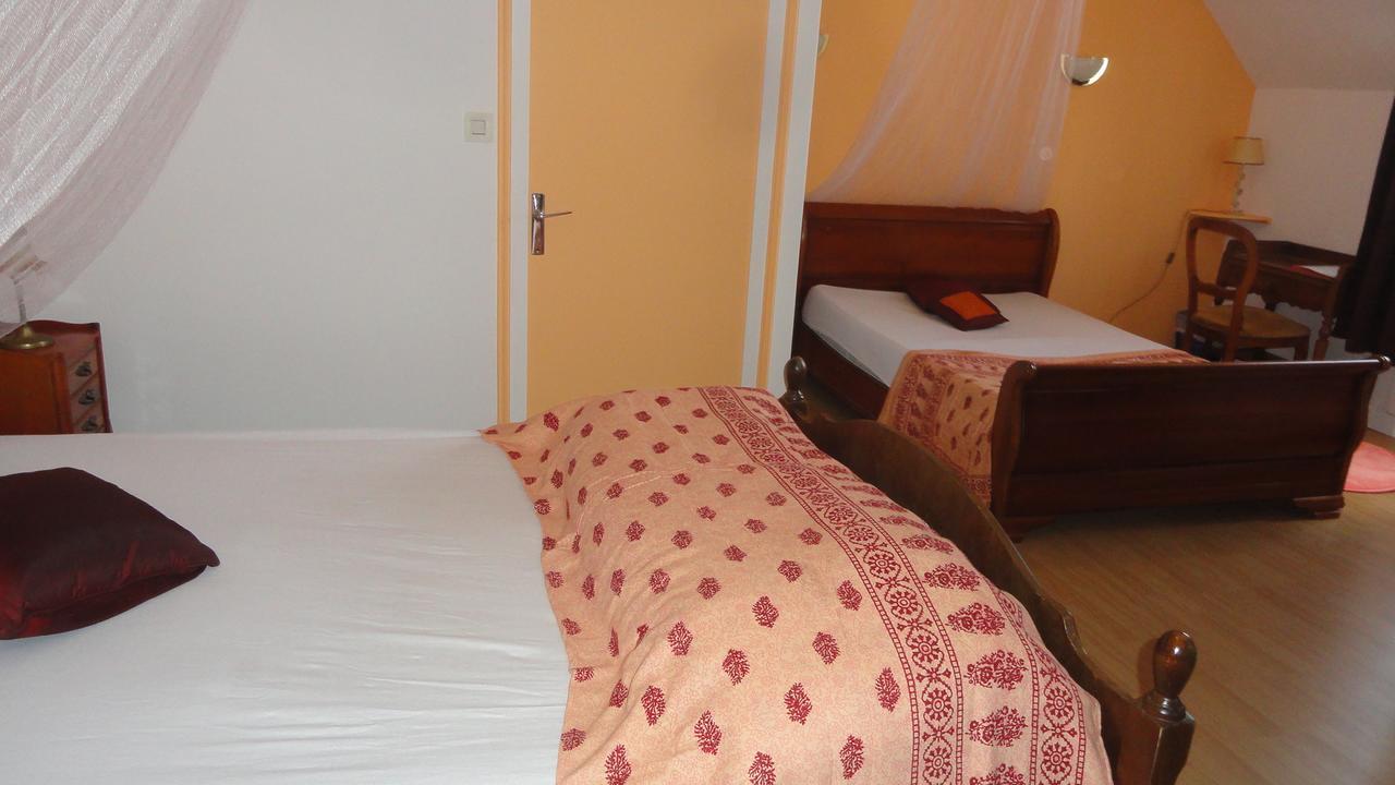 Le Quai 3 Hotel Châteaubriant Buitenkant foto