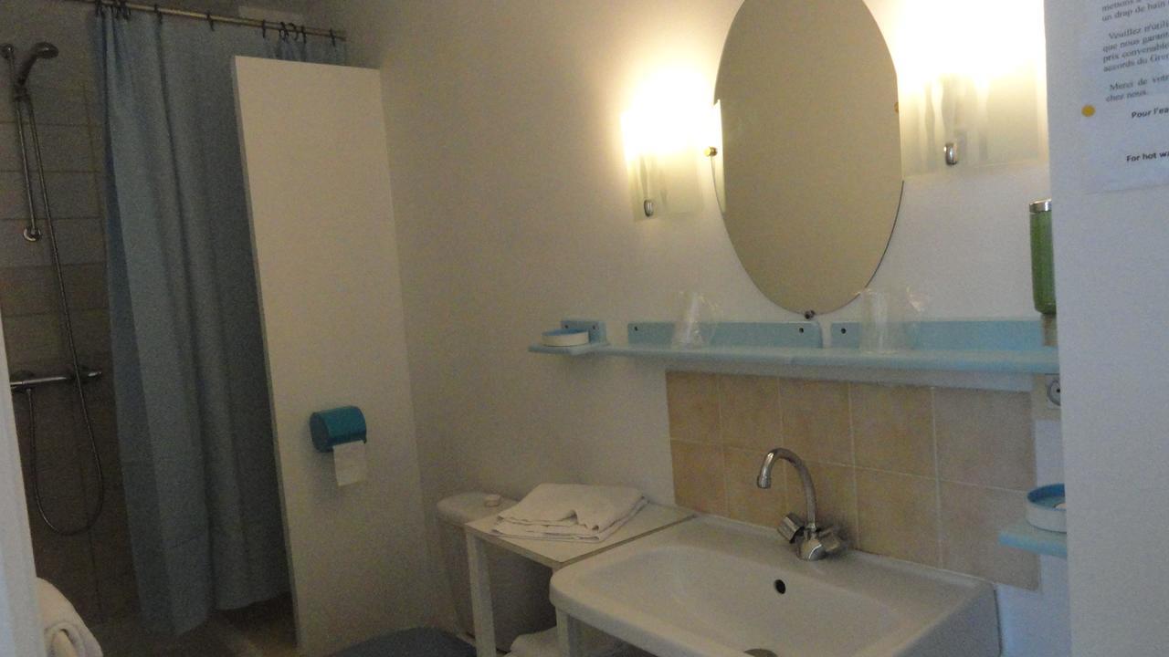 Le Quai 3 Hotel Châteaubriant Buitenkant foto